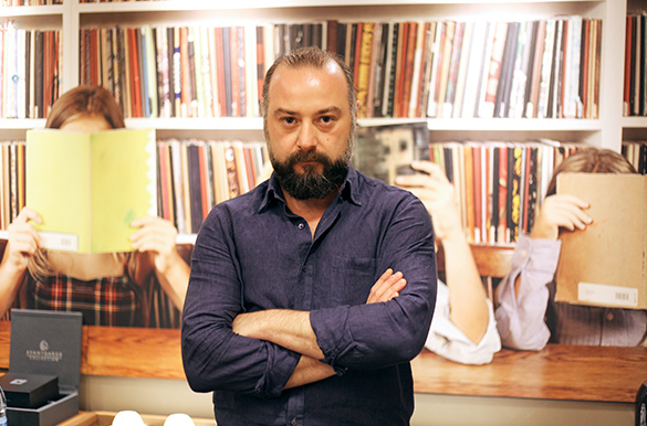 ORTA KUŞAĞIN BAŞARILI RESSAMI SONER ÇAKMAK