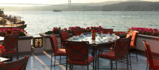 BEŞ YILDIZLI İFTAR VAKTİ!