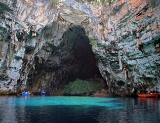  İTALYAN ESİNTİLİ YUNAN ADASI