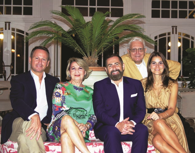 HAMAMCIOĞLU ÇİFTİNİN  BÜYÜKADA’DAKİ  ÖZEL DAVETİ