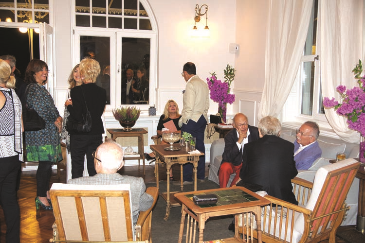 HAMAMCIOĞLU ÇİFTİNİN  BÜYÜKADA’DAKİ  ÖZEL DAVETİ