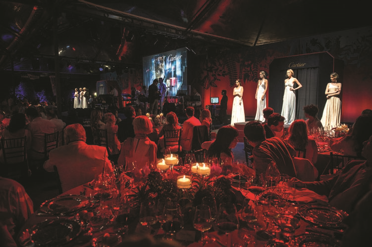 CARTIER İLE BİR YAZ GECESİ RÜYASI