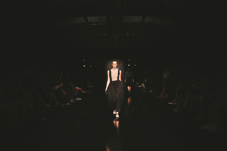 BORUSAN OTO İSTİNYE’DE LASALLE COLLEGE DEFİLESİ 