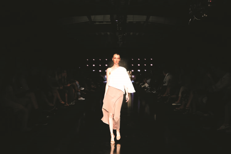 BORUSAN OTO İSTİNYE’DE LASALLE COLLEGE DEFİLESİ 