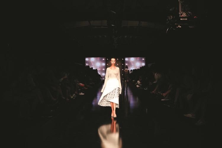 BORUSAN OTO İSTİNYE’DE LASALLE COLLEGE DEFİLESİ 