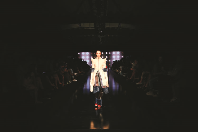 BORUSAN OTO İSTİNYE’DE LASALLE COLLEGE DEFİLESİ 