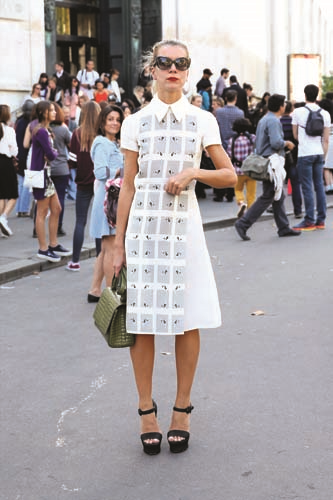 SOKAK STİLİNİN YILDIZLARINDAN NATALIE JOOS VİNTAGE GİYSİLERE TUTKUYLA BAĞLI