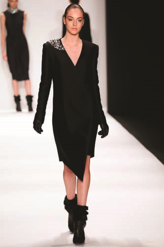 THOMAS WYLDE’IN YARATICISI PAULA THOMAS ROCK’N ROLL’DAN BESLENİYOR