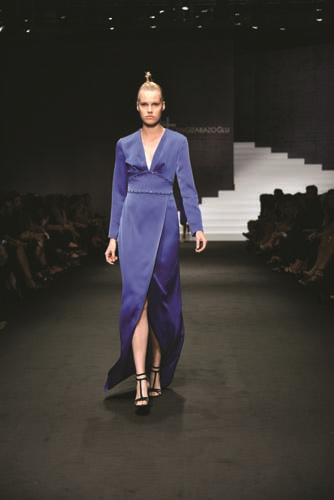 CENGİZ ABAZOĞLU’DAN SONSUZ SEVGİ KOLEKSİYONU 