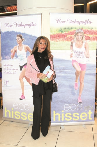 ECE VAHAPOĞLU YENİ KİTABI “ECE GİBİ HİSSET”İ TANITTI