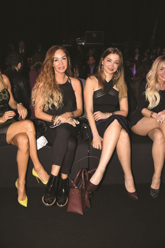 CENGİZ ABAZOĞLU’DAN SONSUZ SEVGİ KOLEKSİYONU 