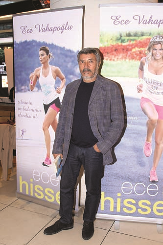 ECE VAHAPOĞLU YENİ KİTABI “ECE GİBİ HİSSET”İ TANITTI