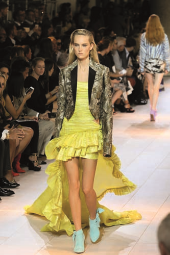 MİLANO MODA HAFTASI’NDAN 2016 İLKBAHAR YAZ MODASI