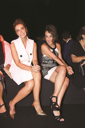 CENGİZ ABAZOĞLU’DAN SONSUZ SEVGİ KOLEKSİYONU 