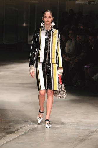 MİLANO MODA HAFTASI’NDAN 2016 İLKBAHAR YAZ MODASI