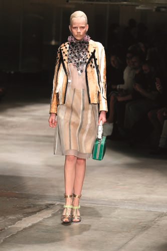 MİLANO MODA HAFTASI’NDAN 2016 İLKBAHAR YAZ MODASI