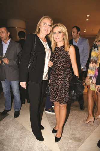 CENGİZ ABAZOĞLU’DAN SONSUZ SEVGİ KOLEKSİYONU 