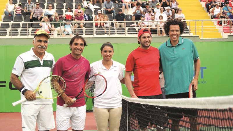 FOLKART CUP’TA  GÖSTERİ MAÇI YAPTILAR