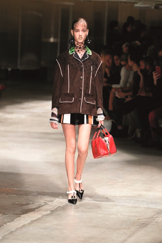 MİLANO MODA HAFTASI’NDAN 2016 İLKBAHAR YAZ MODASI