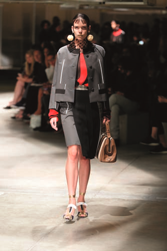 MİLANO MODA HAFTASI’NDAN 2016 İLKBAHAR YAZ MODASI