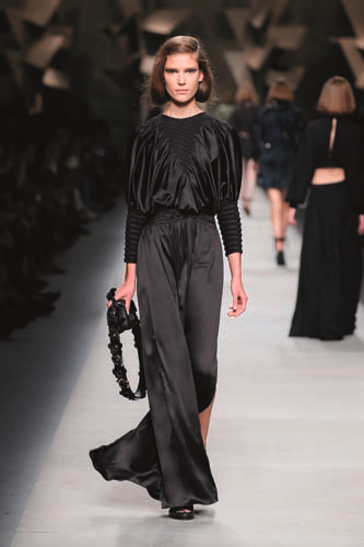 MİLANO MODA HAFTASI’NDAN 2016 İLKBAHAR YAZ MODASI