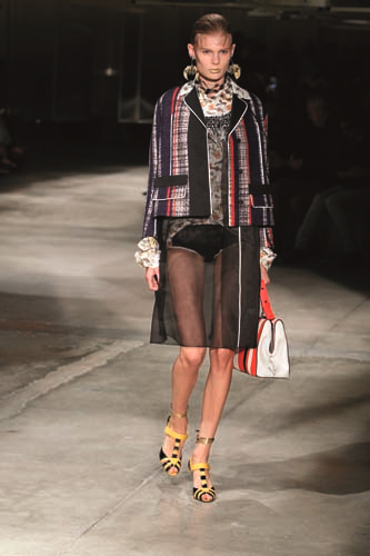 MİLANO MODA HAFTASI’NDAN 2016 İLKBAHAR YAZ MODASI