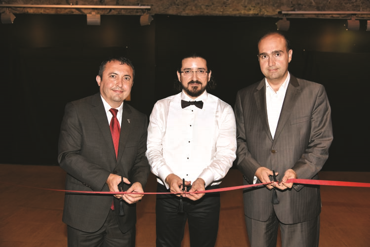 LEVENT KARADUMAN’DAN HAT SANATINA MODERN YORUM