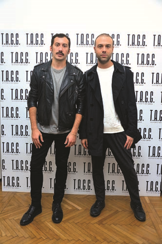 MODAYA KLEOPATRA’NIN  ENERJİK  DOKUNUŞU   