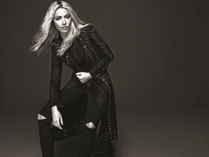 HADİSE’DEN TWIST’E  ÖZEL KOLEKSİYON