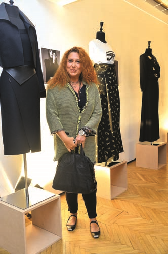 MODAYA KLEOPATRA’NIN  ENERJİK  DOKUNUŞU   