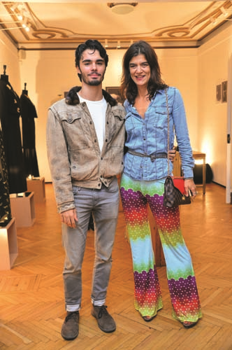 MODAYA KLEOPATRA’NIN  ENERJİK  DOKUNUŞU   