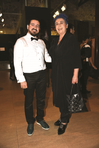 LEVENT KARADUMAN’DAN HAT SANATINA MODERN YORUM