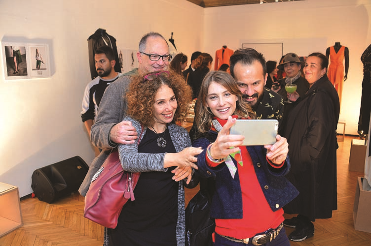 MODAYA KLEOPATRA’NIN  ENERJİK  DOKUNUŞU   