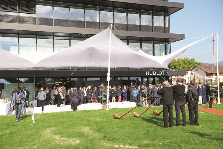 BAR REFAELİ, LAPO ELKANN VE PELÉ İLE  HUBLOT’NUN İKİNCİ FABRİKASININ AÇILIŞI