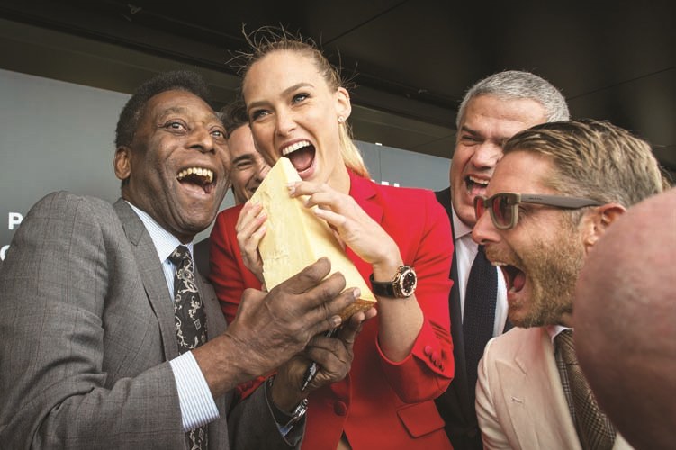 BAR REFAELİ, LAPO ELKANN VE PELÉ İLE  HUBLOT’NUN İKİNCİ FABRİKASININ AÇILIŞI