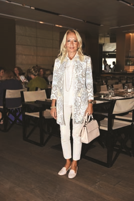 ERDODER DOSTLARI  YARDIM YEMEĞİNDE