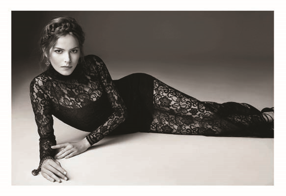 DİLEK HANİF 2015/ 16 SONBAHAR-KIŞ KOLEKSİYONU KOYU ROMANTİZM ESİNTİSİ