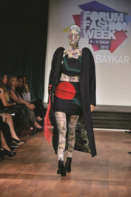 SOHO’DA ÇABA DERNEĞİ  YARARINA MODA ŞOVU  