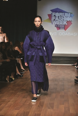 SOHO’DA ÇABA DERNEĞİ  YARARINA MODA ŞOVU  