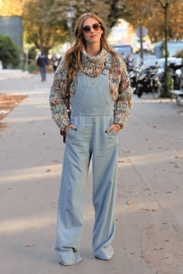 CHIARA FERRAGNI EĞLENCELİ TARZIYLA FARK YARATIYOR