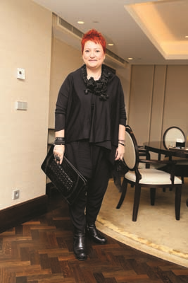 KRAL DAİRESİNDE LÜKS YAŞAMA DAİR TANITIM DAVETİ 