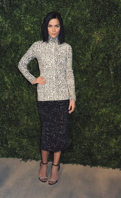 DJ VE MODEL LEIGH LEZARK TRENDLERİ TAKİP ETMİYOR