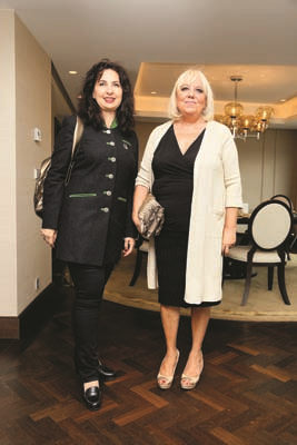 KRAL DAİRESİNDE LÜKS YAŞAMA DAİR TANITIM DAVETİ 