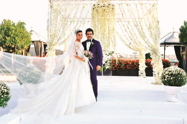 BAŞAK ÖZBAĞI BARAN DOĞAN  FOUR SEASONS OTEL’DE MUTLULUĞA “EVET”