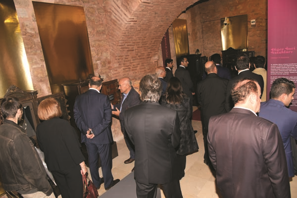 TÜRK İSLAM ESERLERİ MÜZESİ’NDE  “İNCİ, DENİZDEKİ MÜCEVHER”