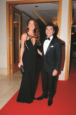 PRENS EDWARD’IN ONUR KONUĞU OLDUĞU GALA YEMEĞİNDE  CEMİYET BULUŞTU