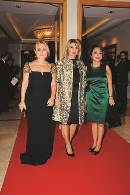 PRENS EDWARD’IN ONUR KONUĞU OLDUĞU GALA YEMEĞİNDE  CEMİYET BULUŞTU