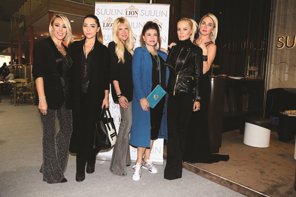 CNR FUAR MERKEZİ’NDE MÜCEVHER KOLEKSİYONU