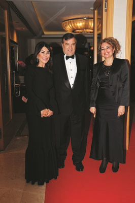 PRENS EDWARD’IN ONUR KONUĞU OLDUĞU GALA YEMEĞİNDE  CEMİYET BULUŞTU