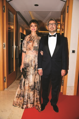 PRENS EDWARD’IN ONUR KONUĞU OLDUĞU GALA YEMEĞİNDE  CEMİYET BULUŞTU